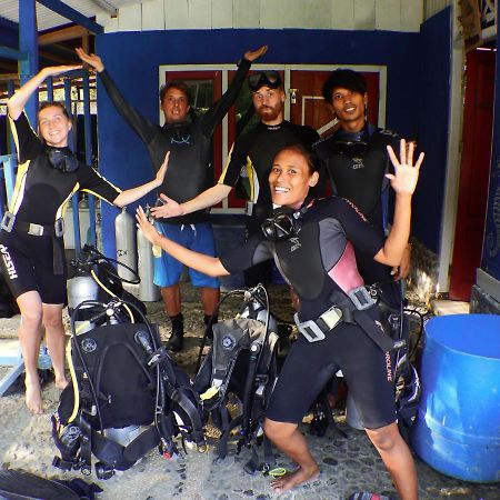 Kadidiri Paradise Batudaka المظهر الخارجي الصورة